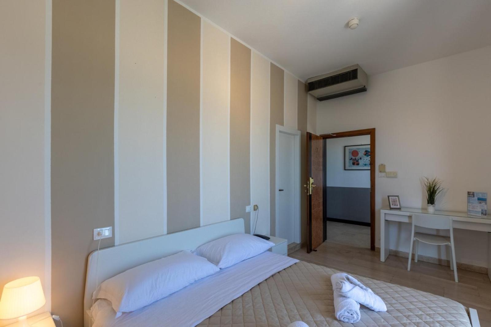Grand Meeting Hotel Rimini Zewnętrze zdjęcie